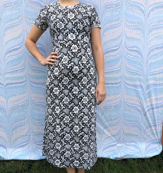 Black + White Floral Graphic Hawaiian Vintage 90'… - image 2