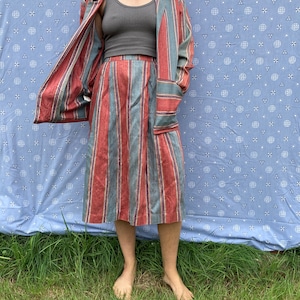 Two Piece Raw Silk Vertical Stripe 70's Vintage Suit, Skirt and Blazer // XS-S image 4