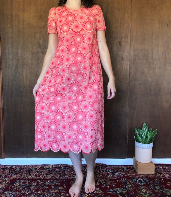 Peach, Pink, Red + Gold Embroidered Lace Applique Floral 60's Vintage Dress Midi Dress 60's Vintage 60's Dress Women's Vintage Size M //S-M