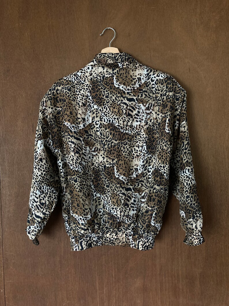 90's Pure Silk Leopard Print Bomber Jacket// M-XL image 6