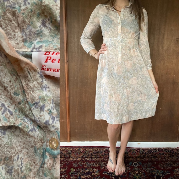 Semi Sheer Muted Tones 70's Floral Pattern Dress 70's Vintage Dress 70's Vintage Size Small Size Medium True Vintage Dress Sheer Dress //S-M