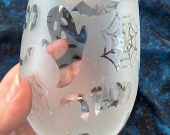 Reversed Etched Halloween Stemless Wine Glass, Spooky Ghost Design