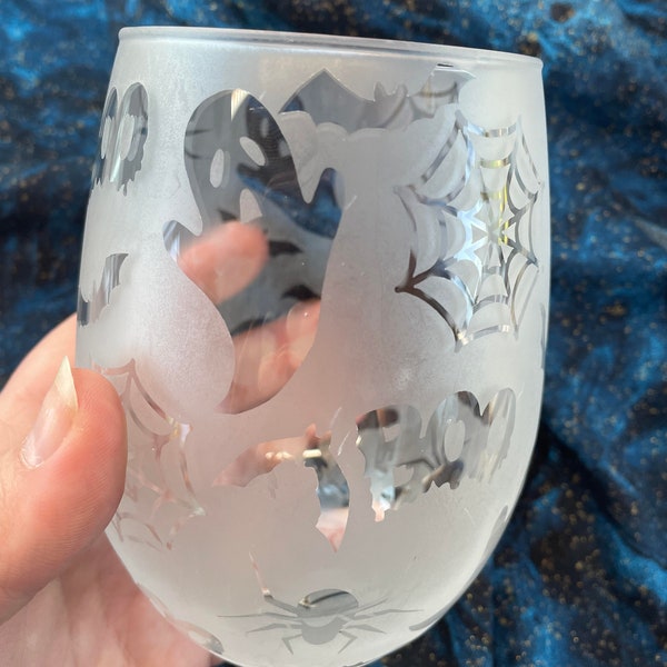 Reversed Etched Halloween Stemless Wine Glass, Spooky Ghost Design