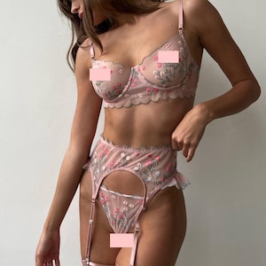 Floral lingerie set,Embroidered lingerie set,Lingerie flower,Sheer lingerie,Sheer bra,Lingerie see through,Lingerie sets classy
