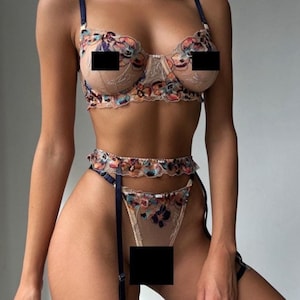 Embroidered lingerie set,Floral lingerie set,Lingerie flower,Sheer bra,Transparent lingerie,Lingerie see through,See thru underwear