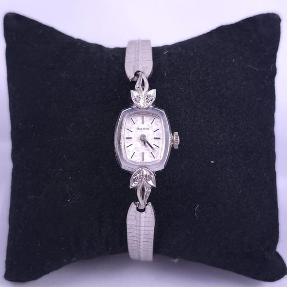 Vintage 1978 Bulova ladies cocktail wristwatch