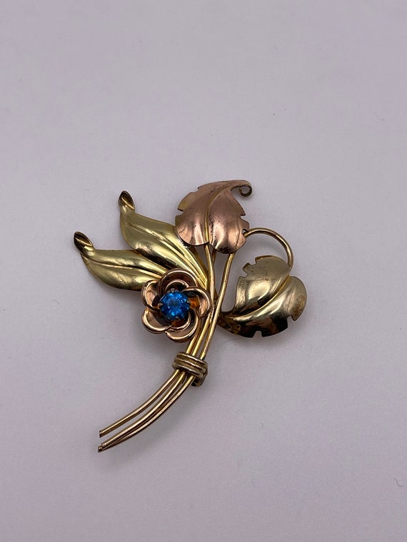 Elegant Gold Metal Sterling Flower Pin