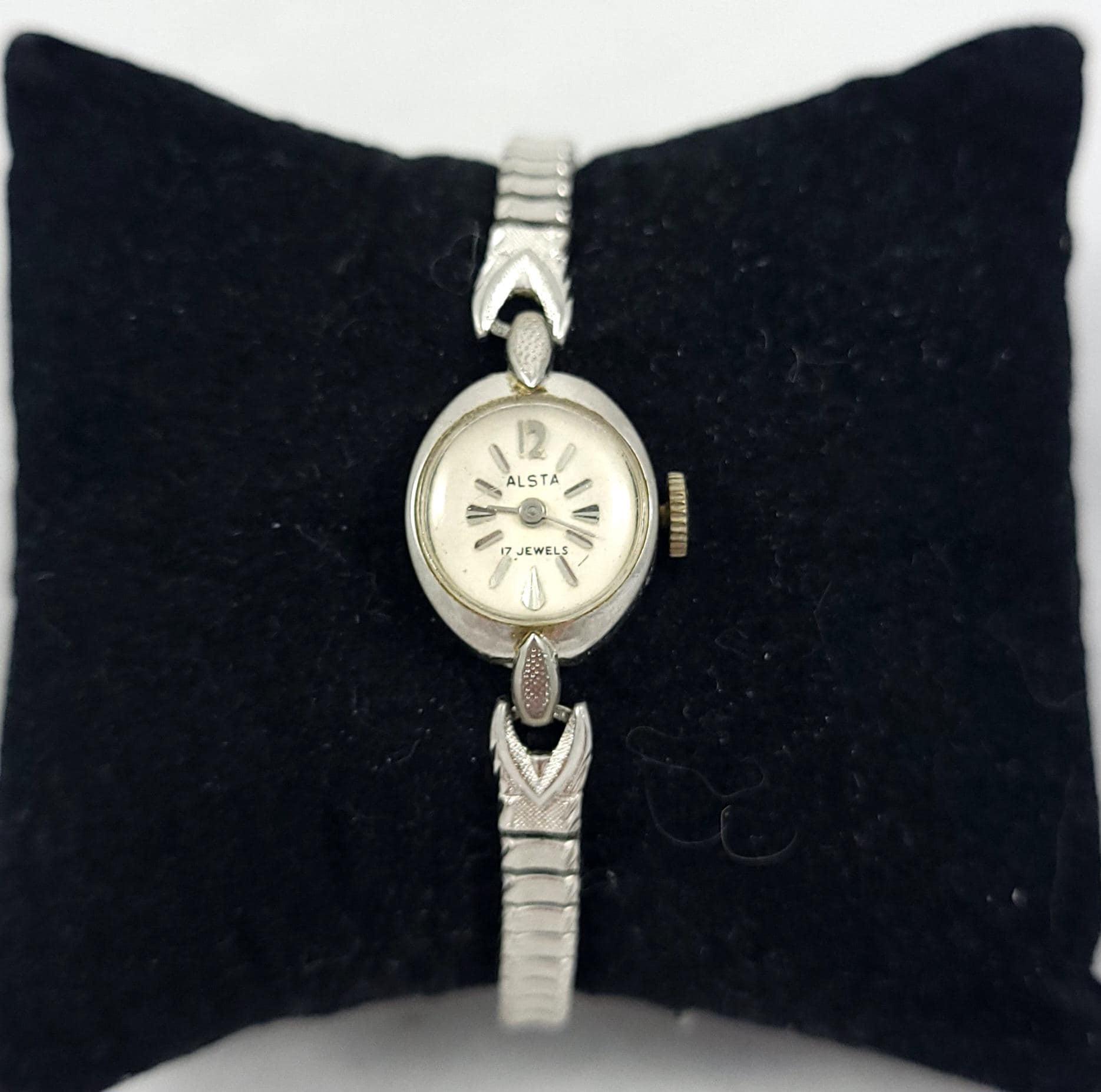 Alsta Vintage Gold-Tone Ladies Watch with Date SOLD • Alba Vintage Gold-Tone Quartz Ladies main image 4