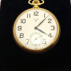 Antique Elgin gold plated pocket watch