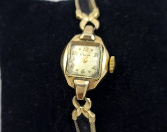 Vintage Classic Minimalist Gold Quartz Watch From Bulova 