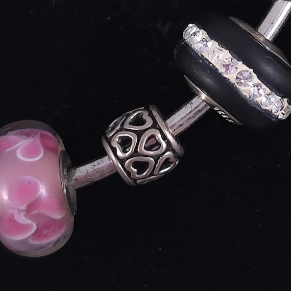 Pandora-style interconnected hearts charm
