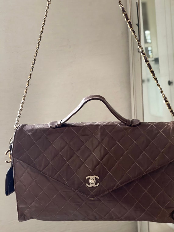 CHANEL bag