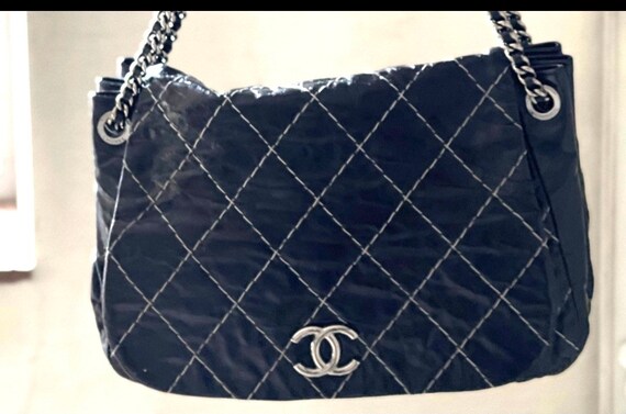 CHANEL bag
