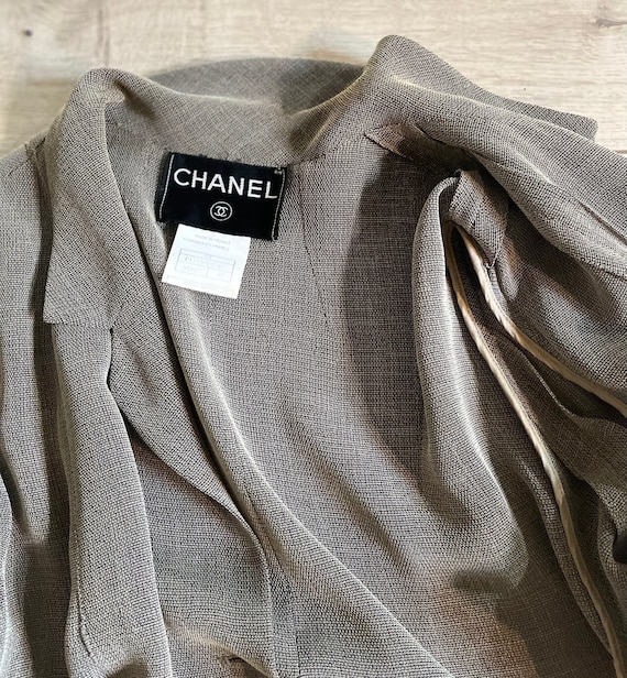CHANEL Blazer