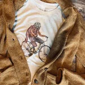 Muppets-Inspired Kermit on bike graphic tee, Muppets inspired, Autumn tee, Kermit the Frog tee, Fall Kermit