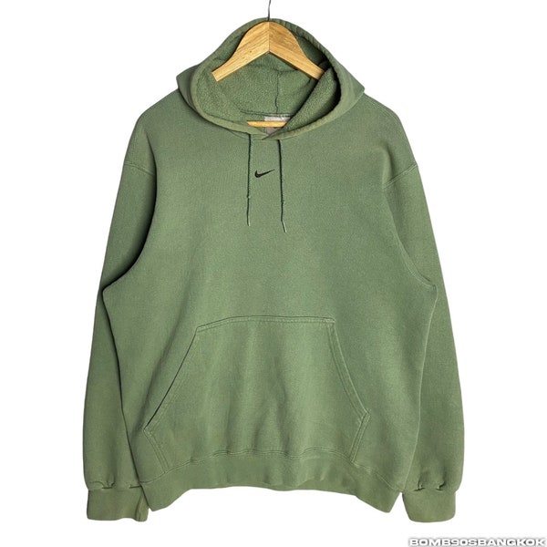 mahogany nike sweatshirt