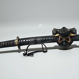 Masque Oni Samurai Menpō mural pour couteaux Katana Sword Tanto Présentoir