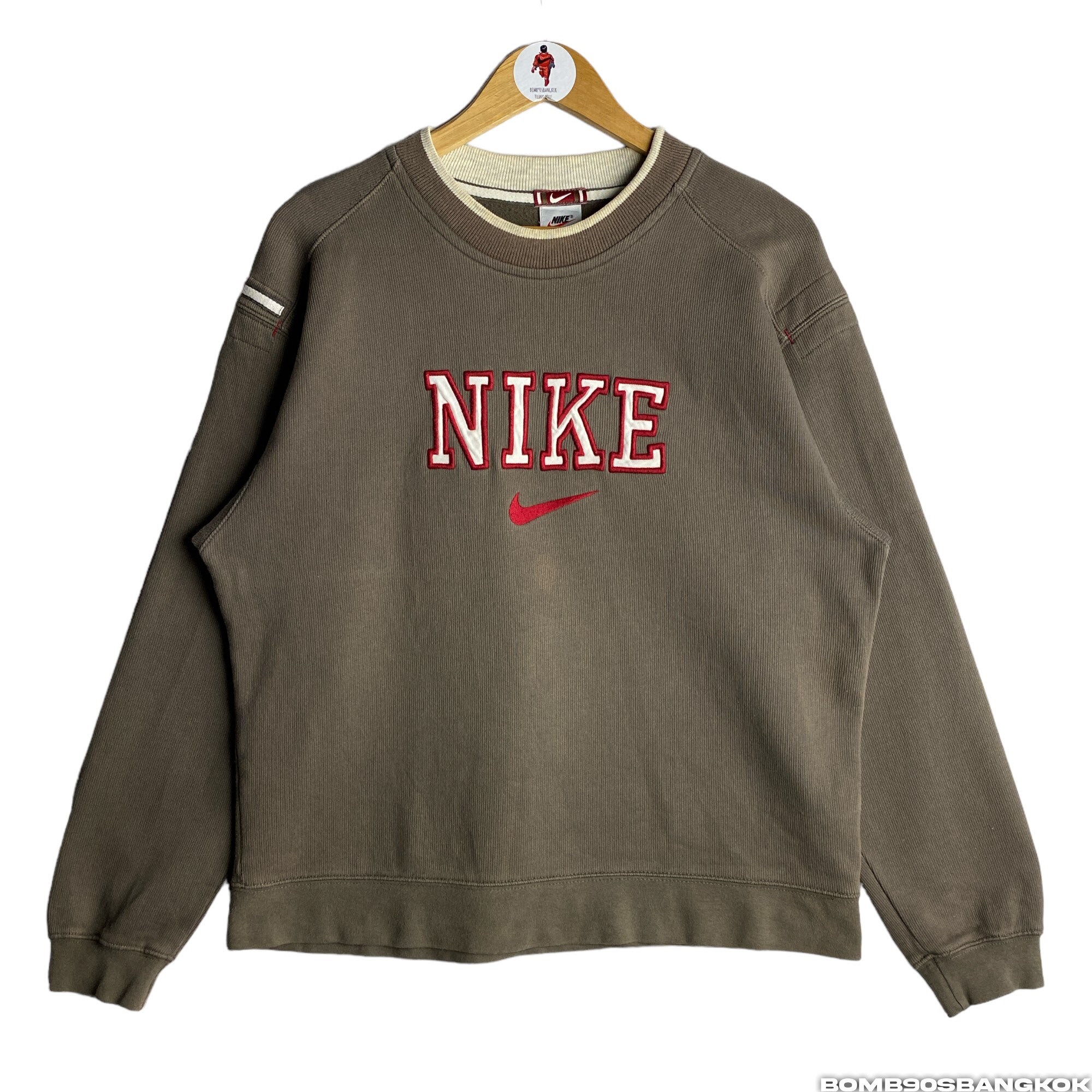 nike brown vintage crewneck