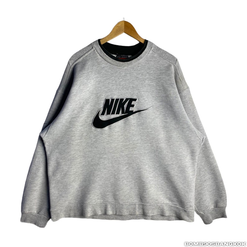 100+ Best Etsy Nike Crewneck - EtsyHunt