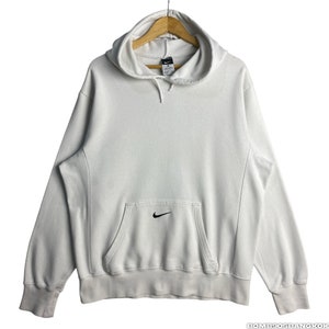 Tan nike deals sweatshirt