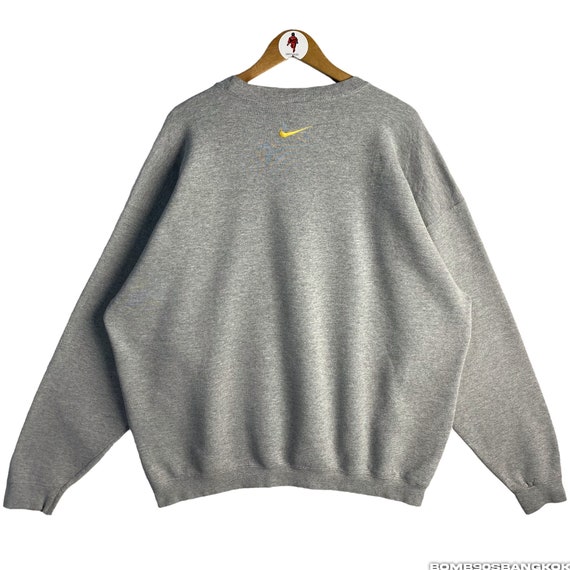 トップス Vintage 90s nike crewneck Vintage 90s Nike Mini Swoosh Crewneck Sweatshirt White Tag