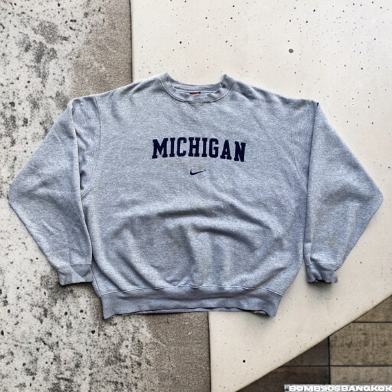 Michigan nike sweatshirt hotsell