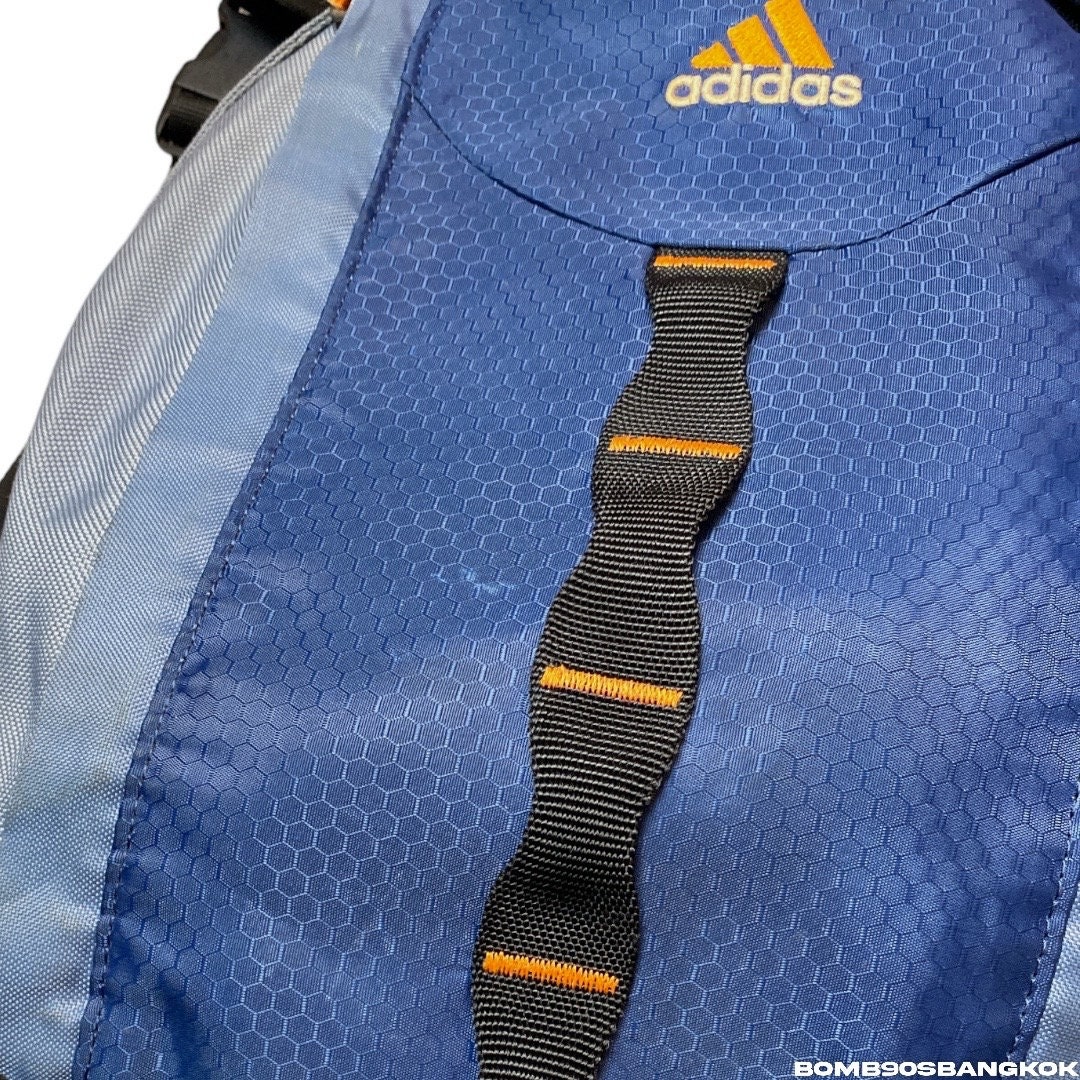 Rare!! Vintage Adidas Performance / Mini Logo Sling Bag Rare!! Vintage Adidas Performance / Mini Logo Sling Bag