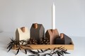 Modern Wooden Advent Wreath: Earth Tone Candle Holders with Oak Tray