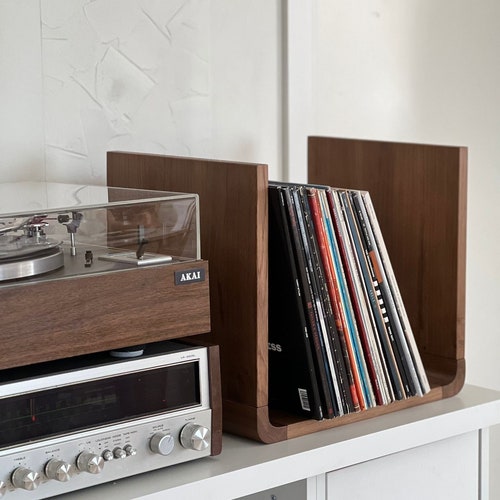 Porte-disque vinyle moderne en chêne : meuble de rangement pour LP, touches rustiques