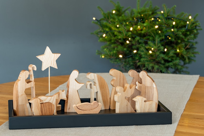 Natural oak wood Nativity set. Creche. Weihnachtskrippe. Nativity scene. Set of 12pcs natural oak wood Christmas figurines. Manger for kids. image 9