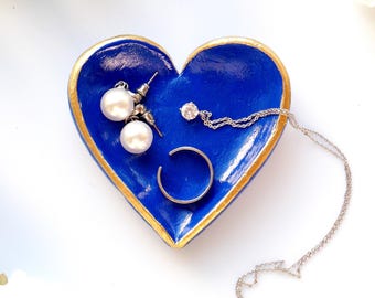 Blue ring dish Best friend gift Heart ring holder Something blue wedding gift Blue trinket tray Gift for mother in law Wedding ring dish