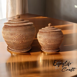 Cestino portaoggetti rotondo in rattan intrecciato con coperchio, contenitore per dolci da tè, cestino portaoggetti da scrivania fatto a mano, decorazioni per la casa, regali da inviare