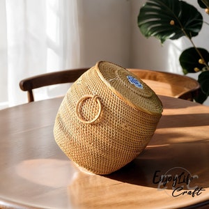 Rattan Weave Runder Aufbewahrungskorb mit Deckel, Teekuchen Rattan Aufbewahrungskorb, handgefertigter Desktop Aufbewahrungsbox Korb, Hausdekore