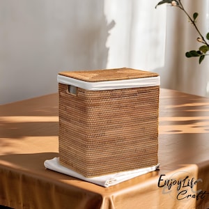 Rattan weave square storage basket,Rattan storage basket with handle,Clothes rattan basket and toys storage basket,Livingroom decoration