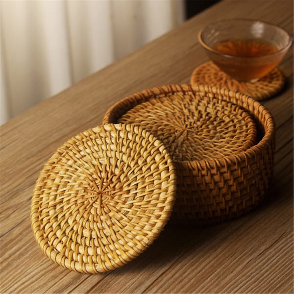 Set of 6 Round Rattan Placemat,Braided Mat Heat Resistant Hot Insulation,Vintage natural Decor Table Top Tablewares,Housewarming Gift