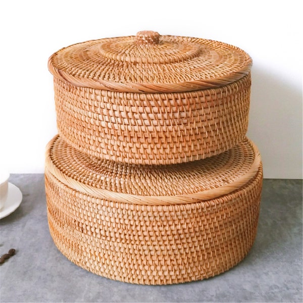 Rattan Woven Fruit Basket With Lid,Handcrafted Desktop Fruit Bread Nuts Candies Tray, Serving Tray Basket