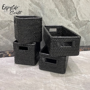 黒色籐編み収納バスケット、マッドルームキャビネットバスケット、キュービクルバスケット、キュービクル食器棚バスケット、本棚収納バスケット