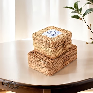 Rattan gewebter quadratischer Aufbewahrungskorb mit Deckel, Rattan Schmuckschatulle, personalisierte natürliche Geschenkbox