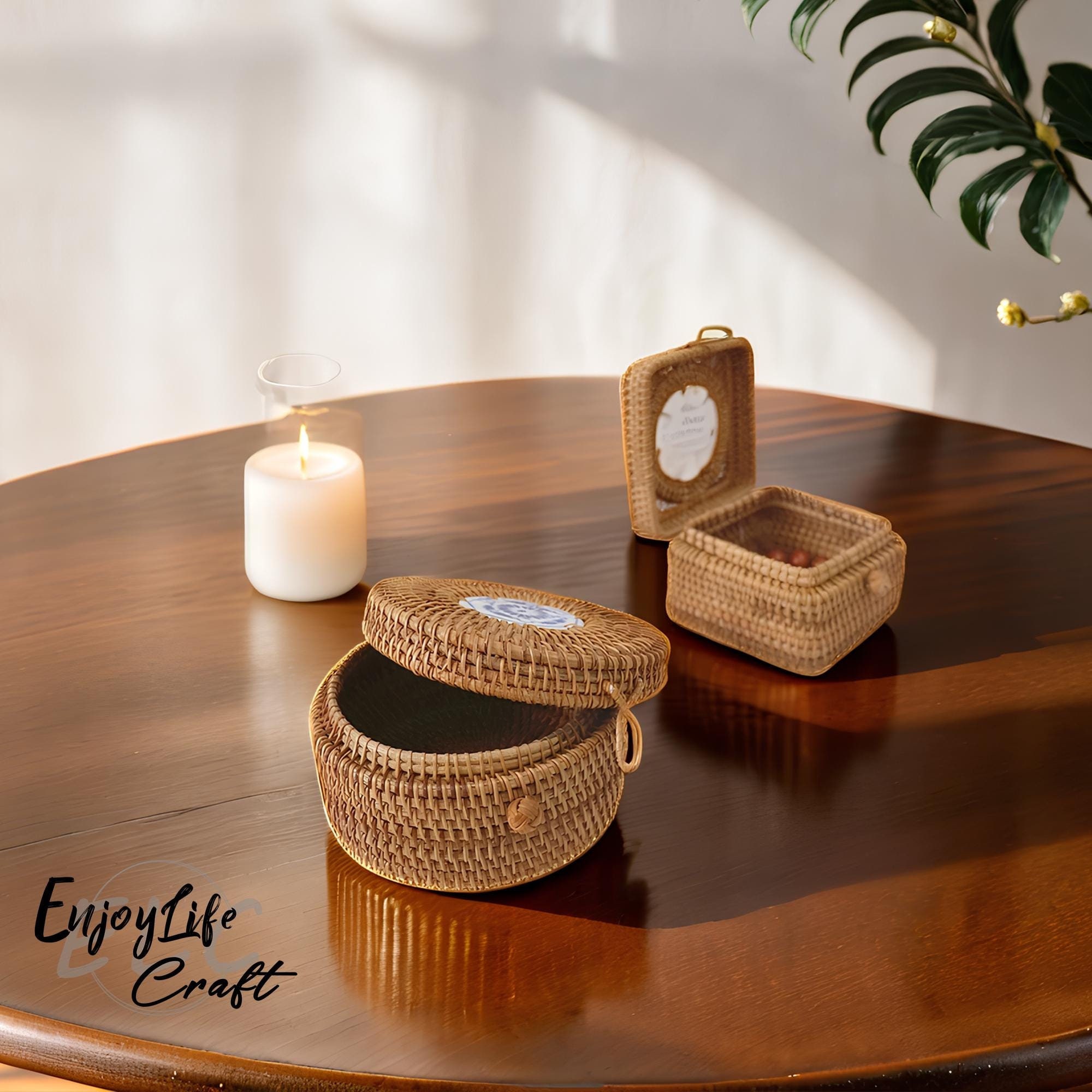 Rattan Weave Round Storage Basket With Lid,Handcrafted Desktop Storage Box Basket,Home Decoration