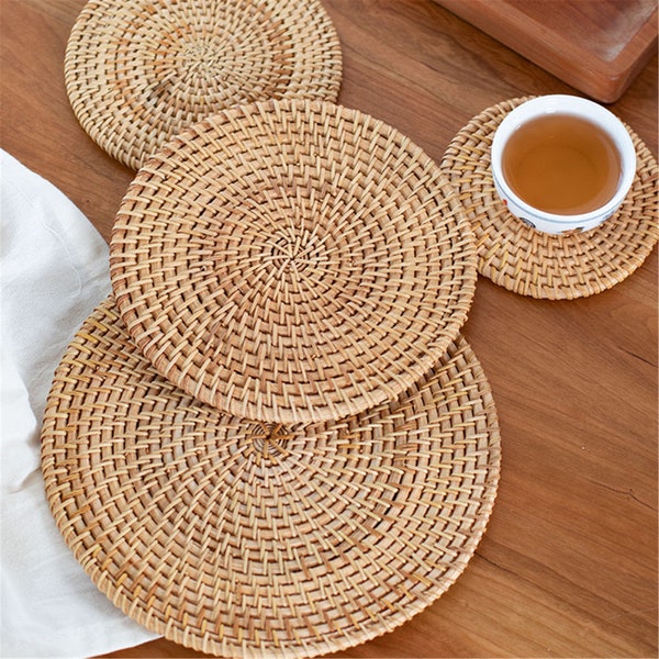 Round Rattan Placemat,Braided Mat Heat Resistant Hot Insulation,Vintage natural Decor Table Top Tablewares,Housewarming Gift