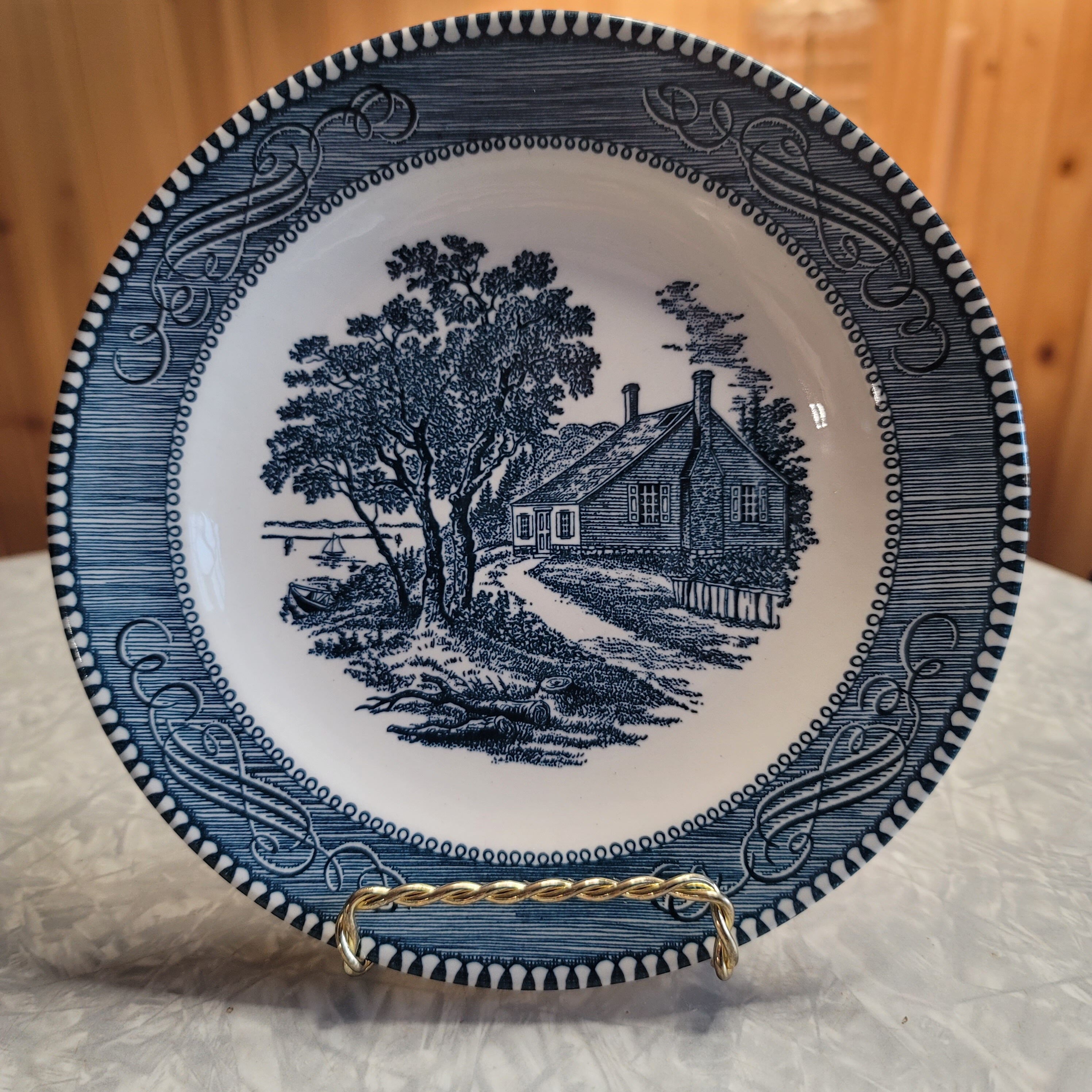 Currier and Ives (Royal USA) Set of Two 7 3/8 Inch Plates