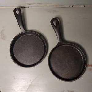 Small Cast Iron Skillet- Set of 2
