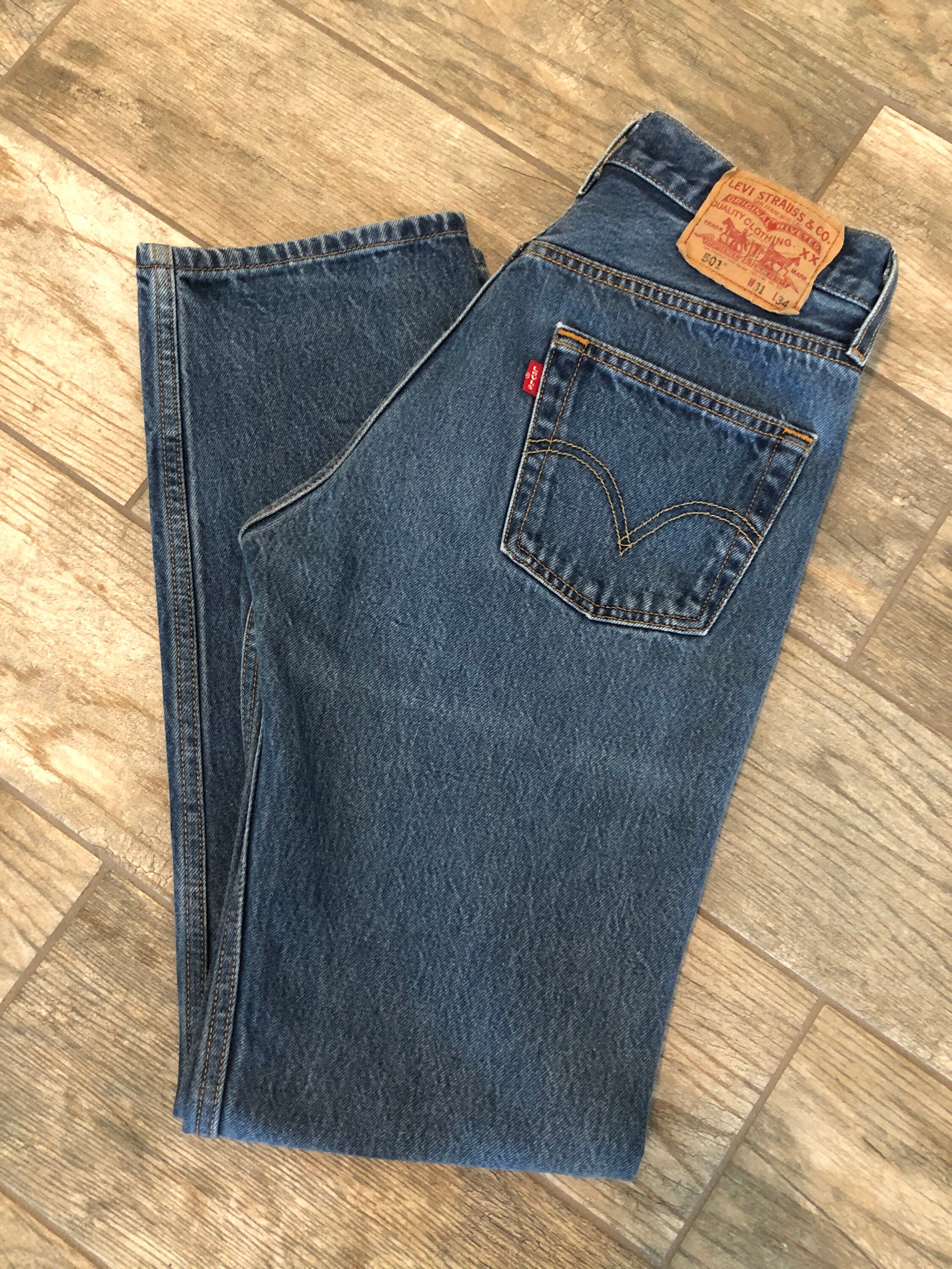 levi's 501 original riveted