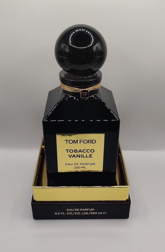 Tom Ford Tobacco Vanille – Essence Fragrances Online