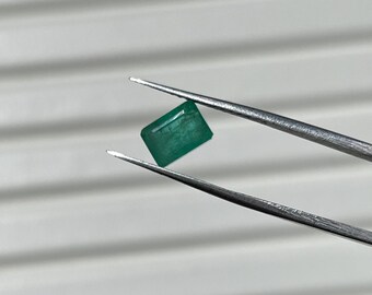 Émeraude Naturelle De Zambie – 0,93 Ct, Ovale, Qualité AAA, Clarté SI1, Neuf Sans Emballage