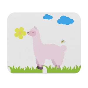 Cute Alpaca Mouse Pad - Whimsical Desk Accessory, Office Decor, Gift for Animal Lovers, Home Office, Gamer Mousemat
