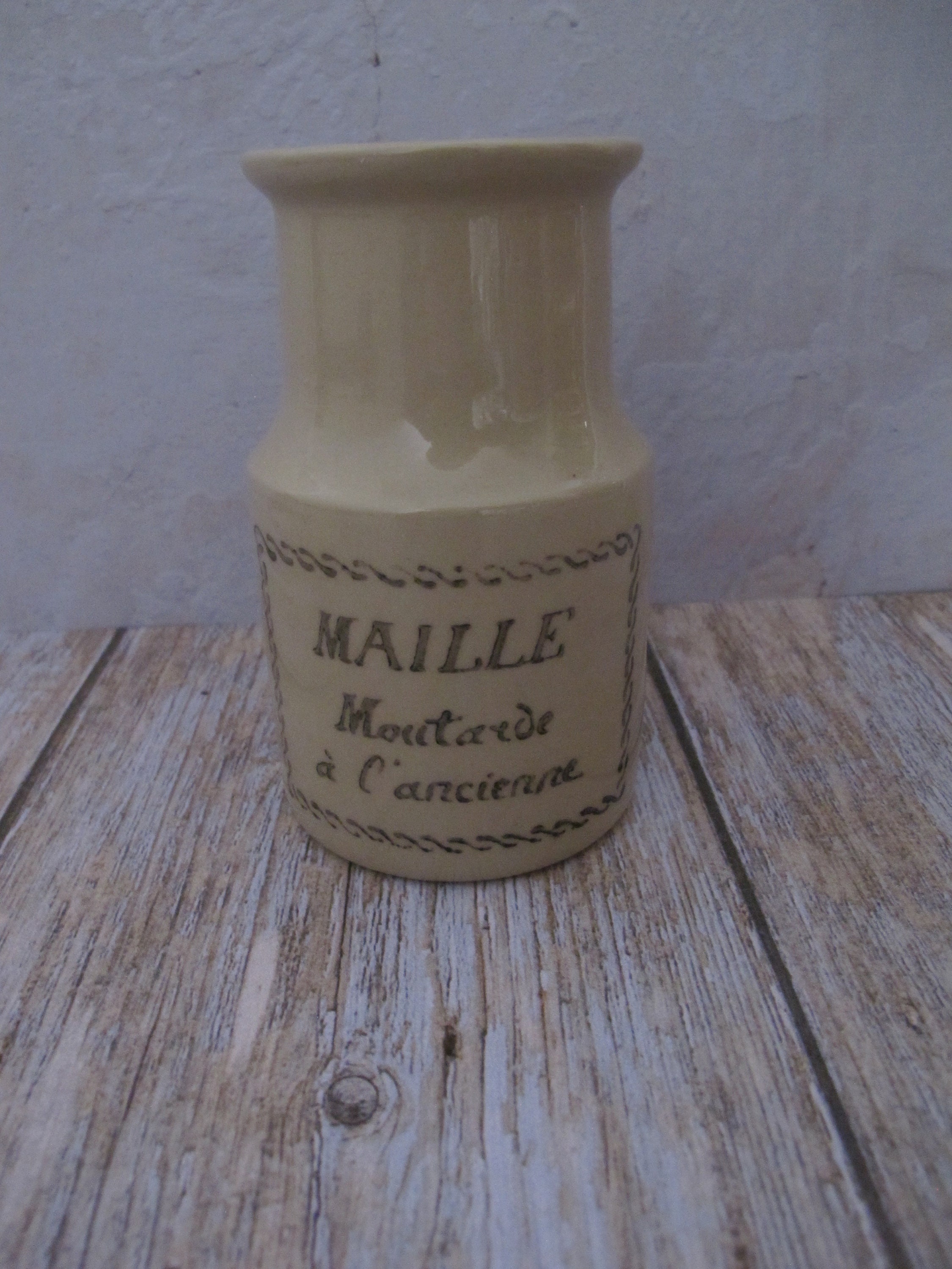 Cute French Maille Moutarde a Lancienne Dijon Mustard Pot. Grey Stone Beige  Ceramic With Muted Grey Black Writing 