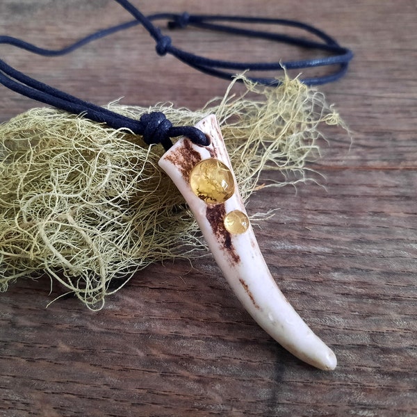 Real Lichen Usnea Green Moss Epoxy Resin Cabochon Deer Antler Point Pendant Necklace, Bohemian/Earthy Jewelry