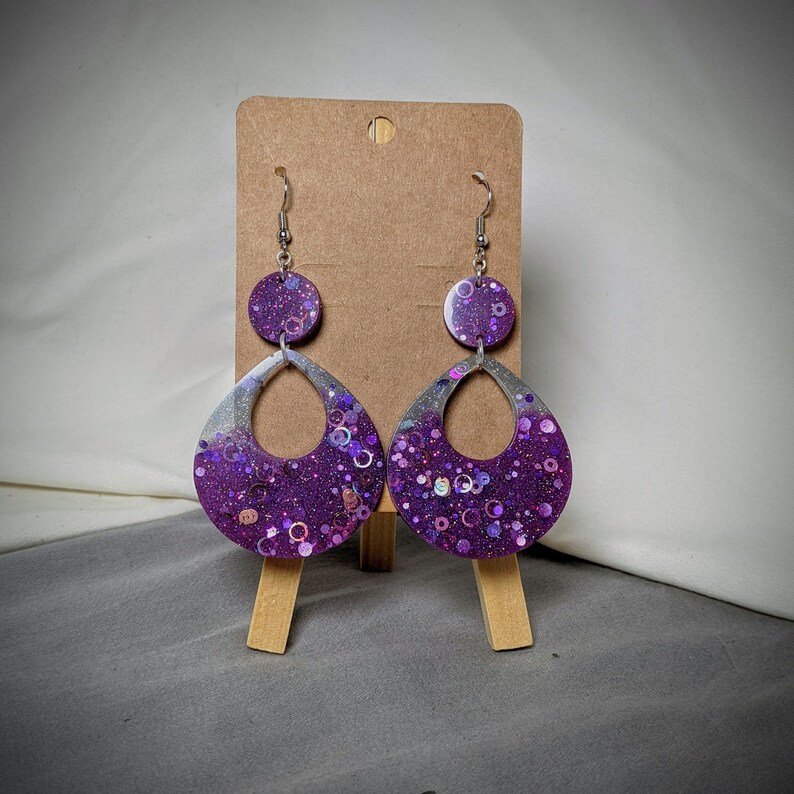 Purple Silver 70/'s Mod Inspired Handmade Resin Earrings