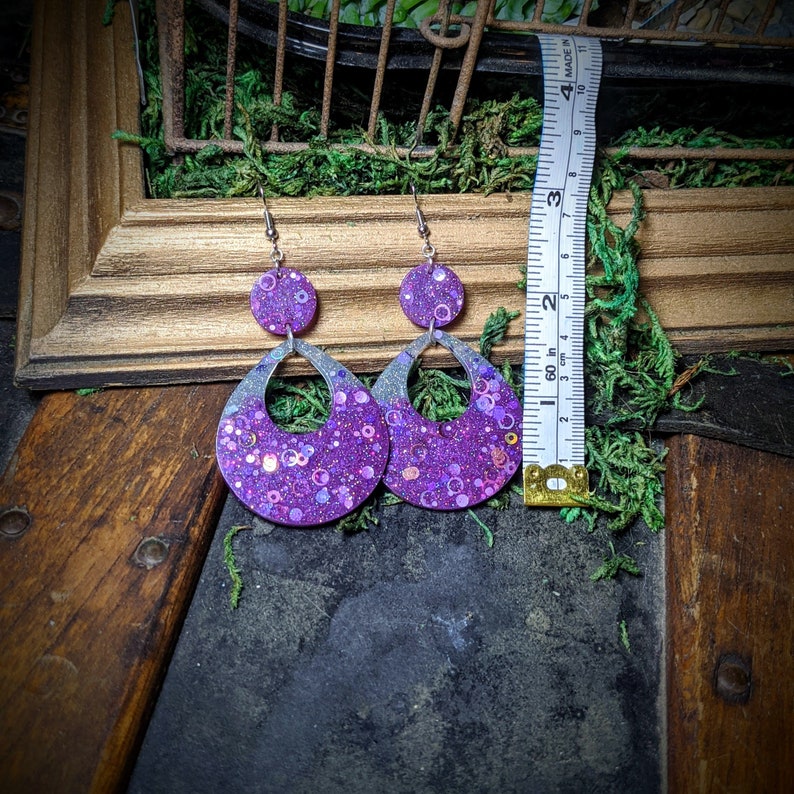 Purple Silver 70/'s Mod Inspired Handmade Resin Earrings
